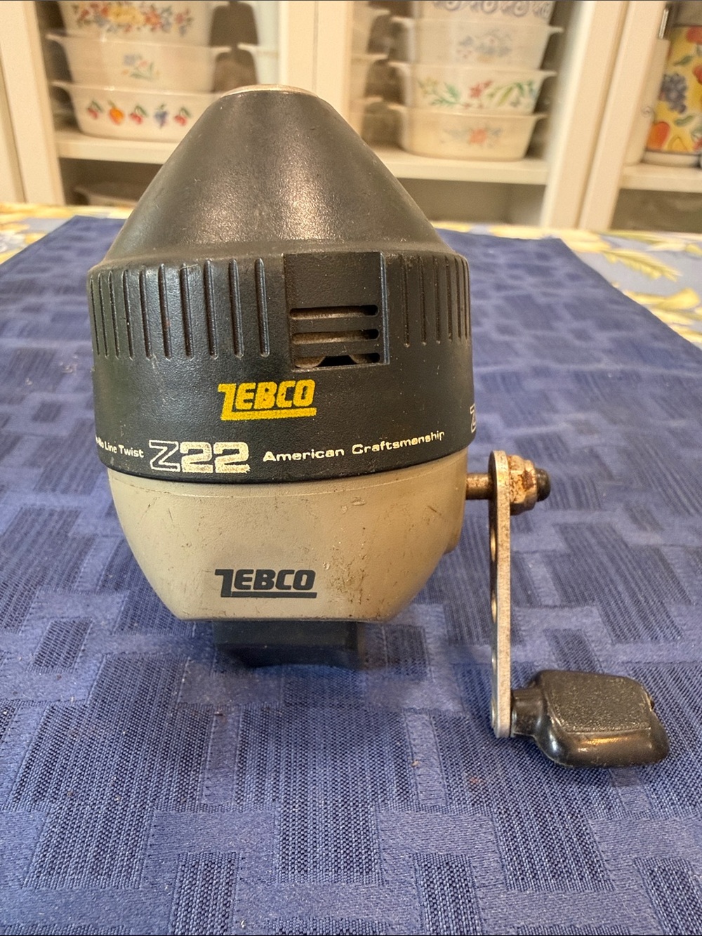 Vintage Zebco Z22 Spinning Reel